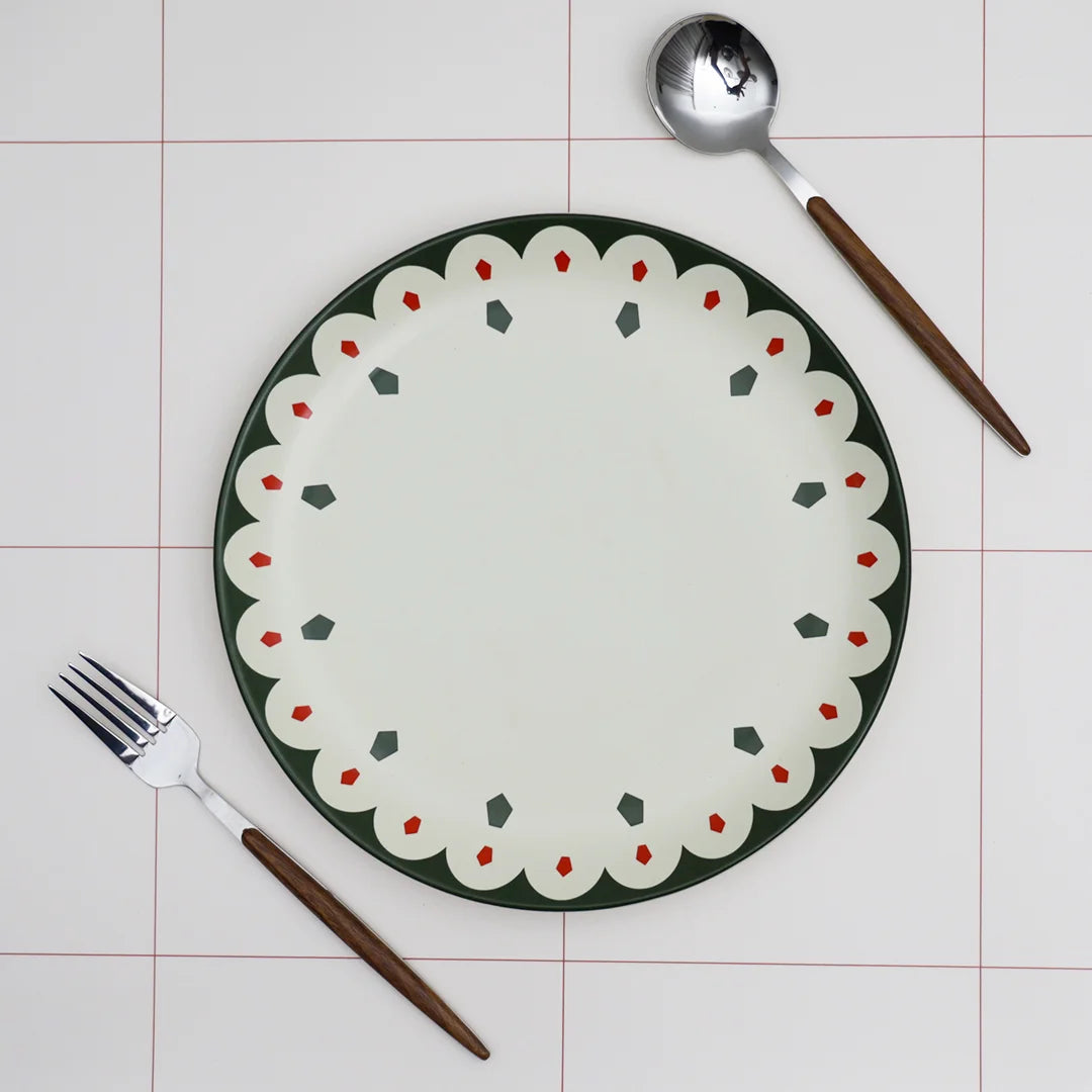 Timeless Charm | Dinner Plate