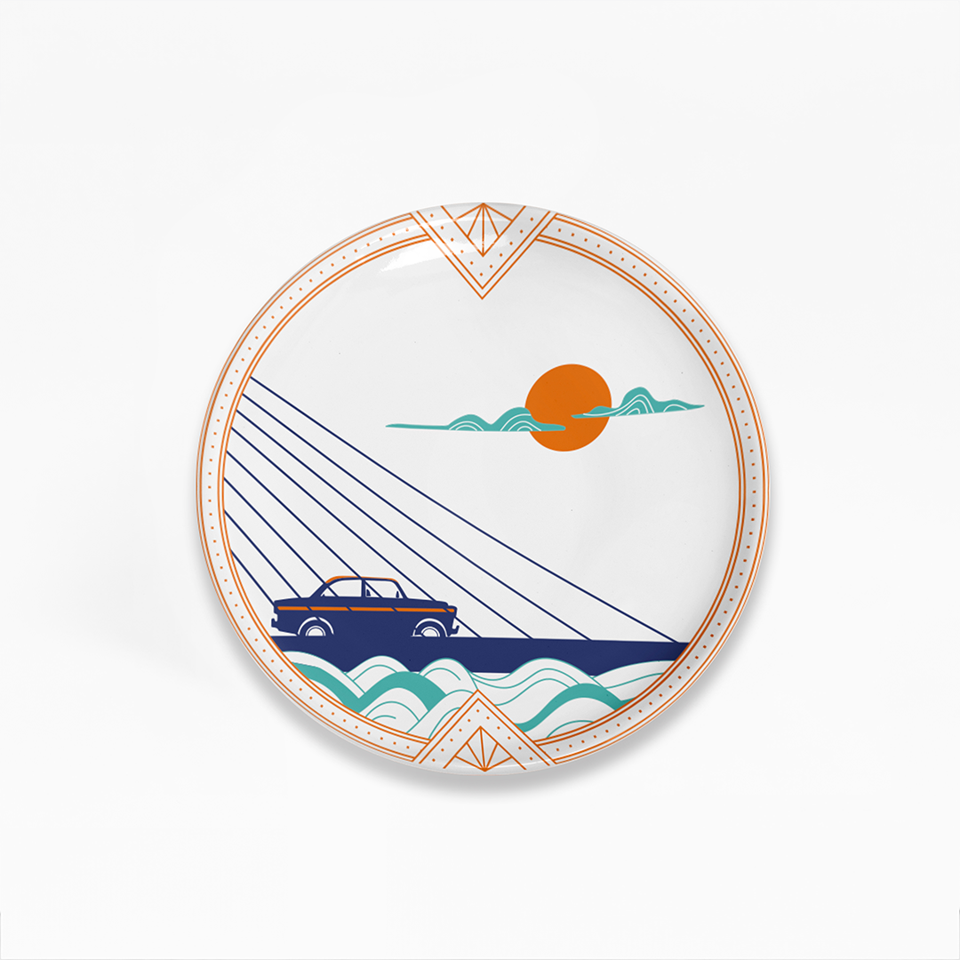 A snack plate featuring a cab on the cable bridge in Mumbai | plate set