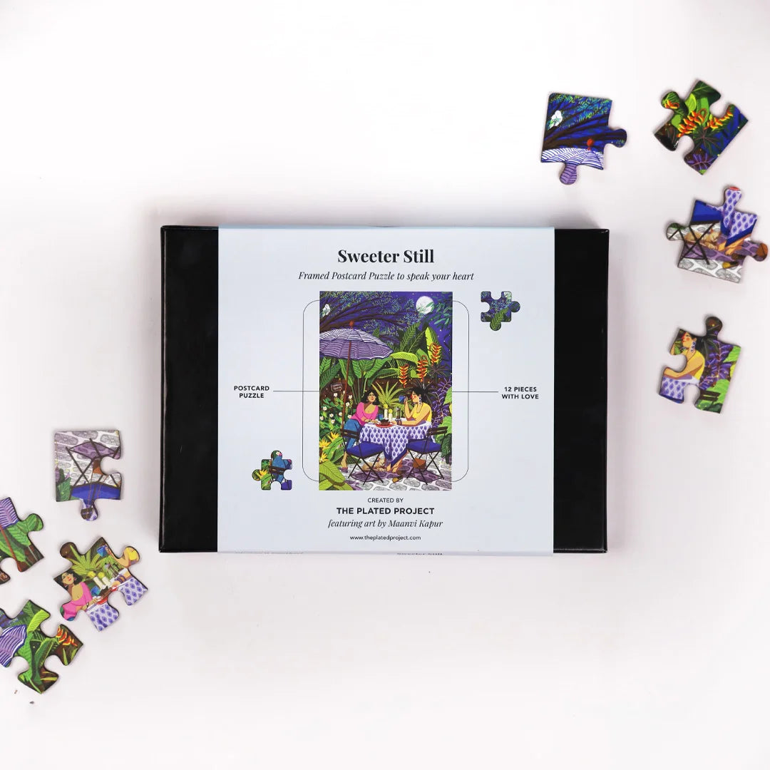 Packaging showing postcard puzzle