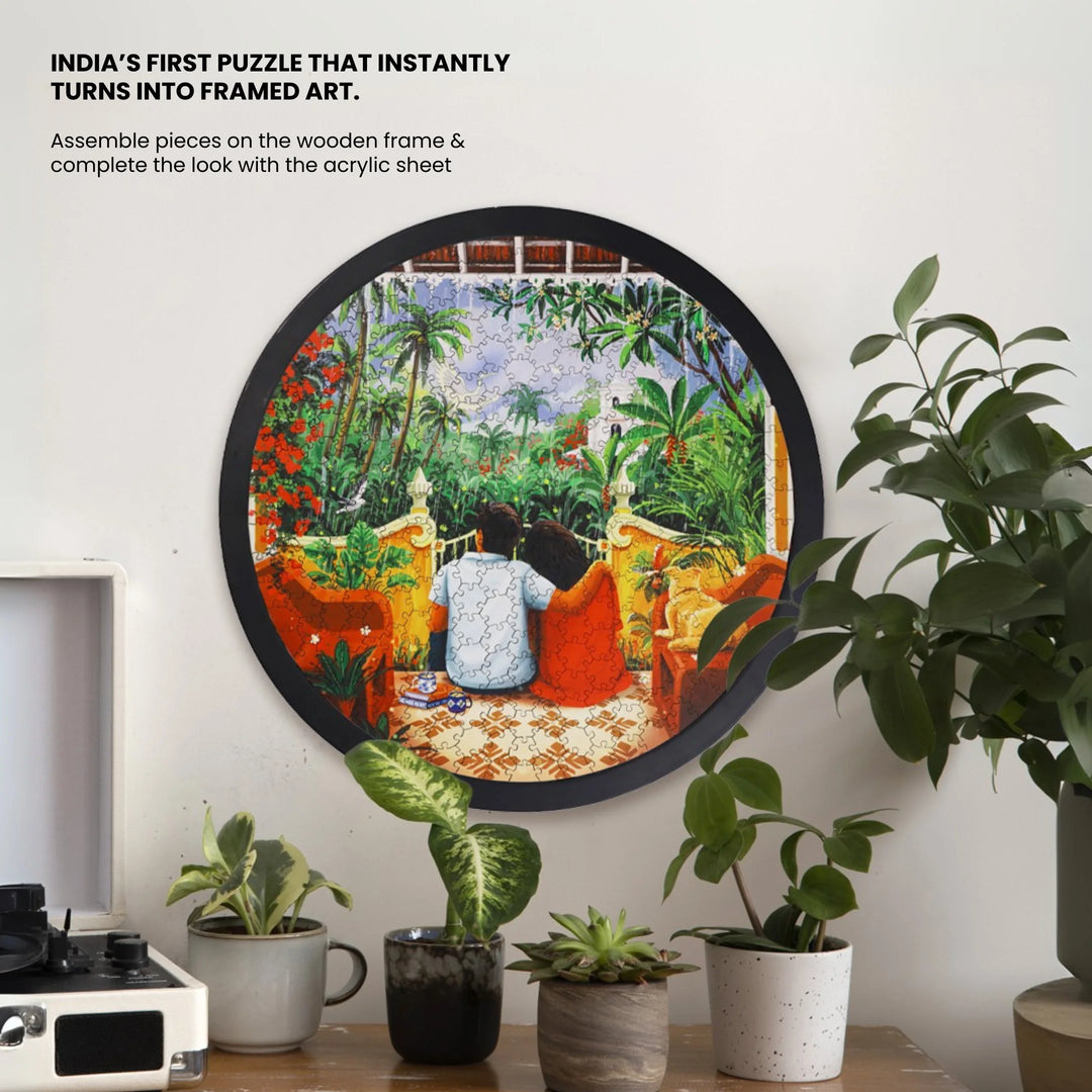 Warmth of a Shoulder | Framed Puzzle - Circular | 300 pieces