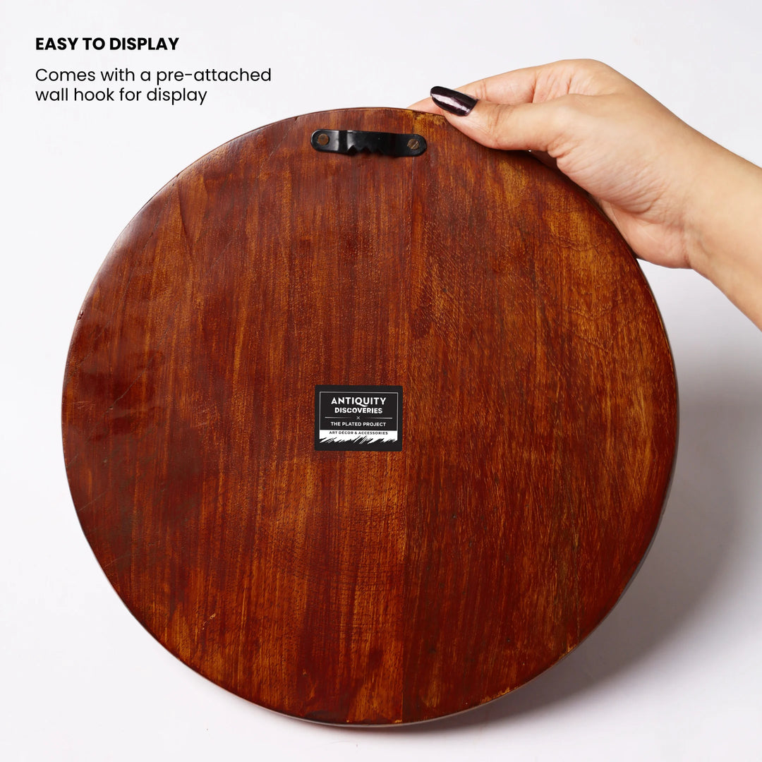 Wooden round base of the art plates, with a pre-attached wall hook