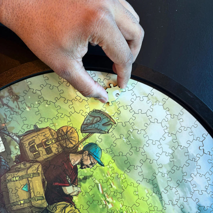 The Nomad | Framed Puzzle – Circular | 300 pieces