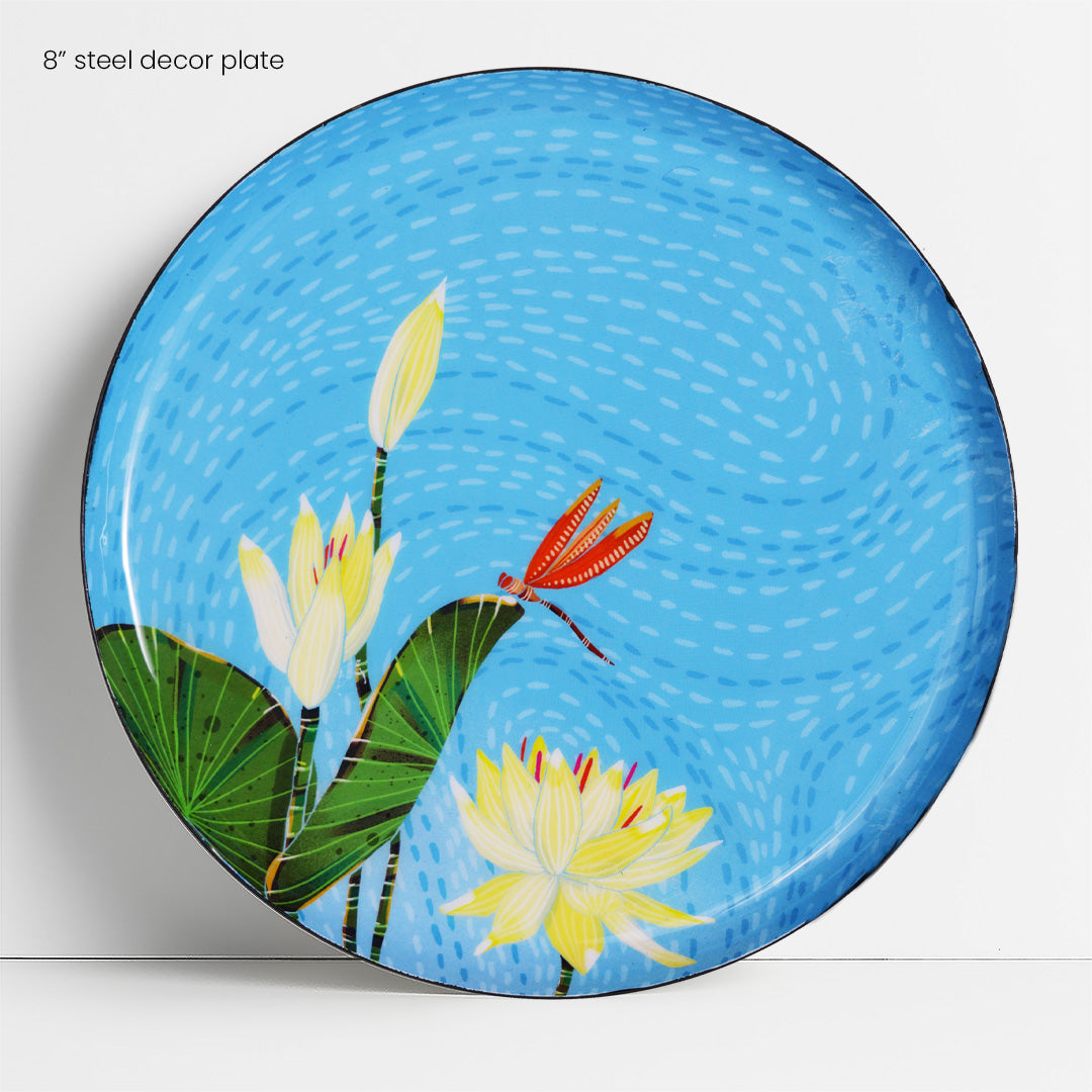 Close up of an 8 inch decor plate | home decor goods