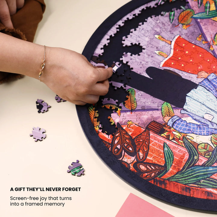 Love will Last | Framed Puzzle - Circular | 300 pieces