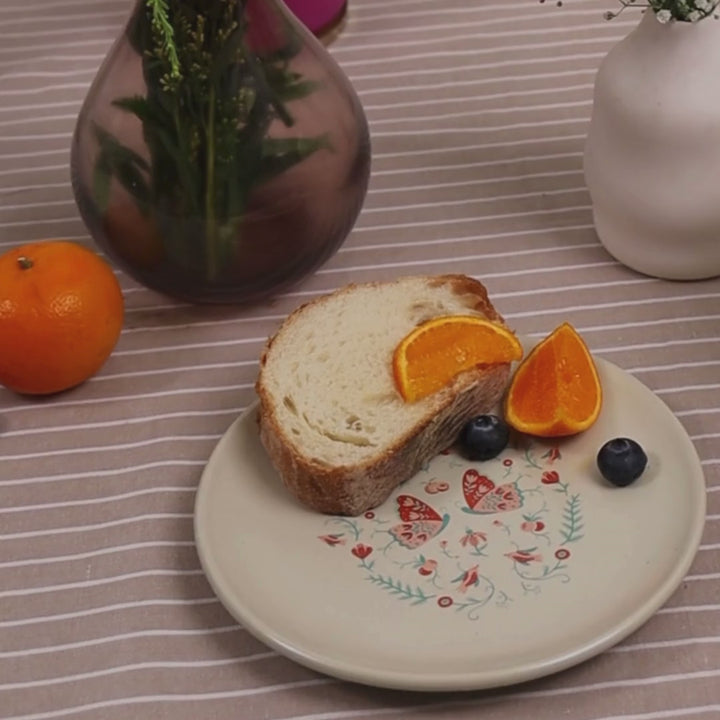 Fluttering Friends | Snack Plates